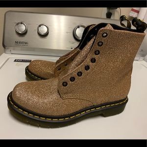 NWOT Glitter Doc Martens NO LACES